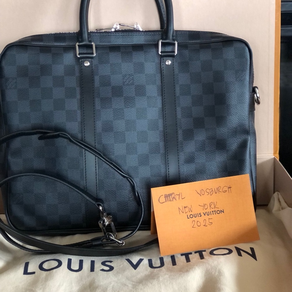 Damier Graphite Canvas Porte-Documents Voyage PM.